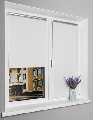 Рулонная штора Lm Decor Симпл Блэкаут LM 68-01 140x170 (белый) -