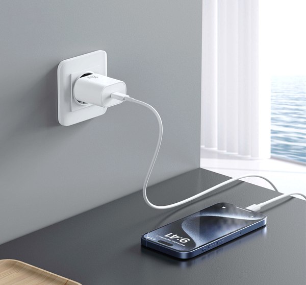 Зарядное устройство сетевое XO CE25 Lightning SET (белый)
