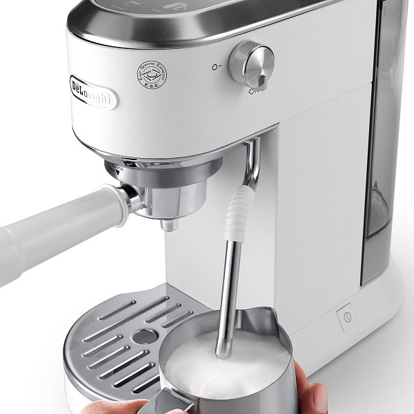 Купить Кофеварка эспрессо DeLonghi EC890.WI в Минске