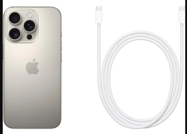 Смартфон Apple iPhone 16 Pro 128GB Dual Sim (природный титан)