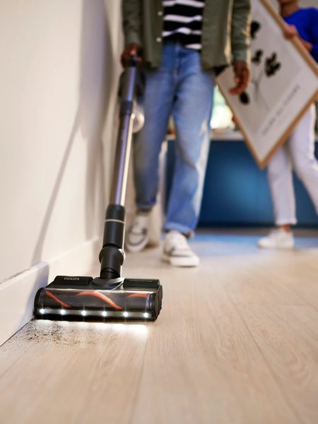 Купить Вертикальный пылесос Philips XC7055/01 в Могилеве