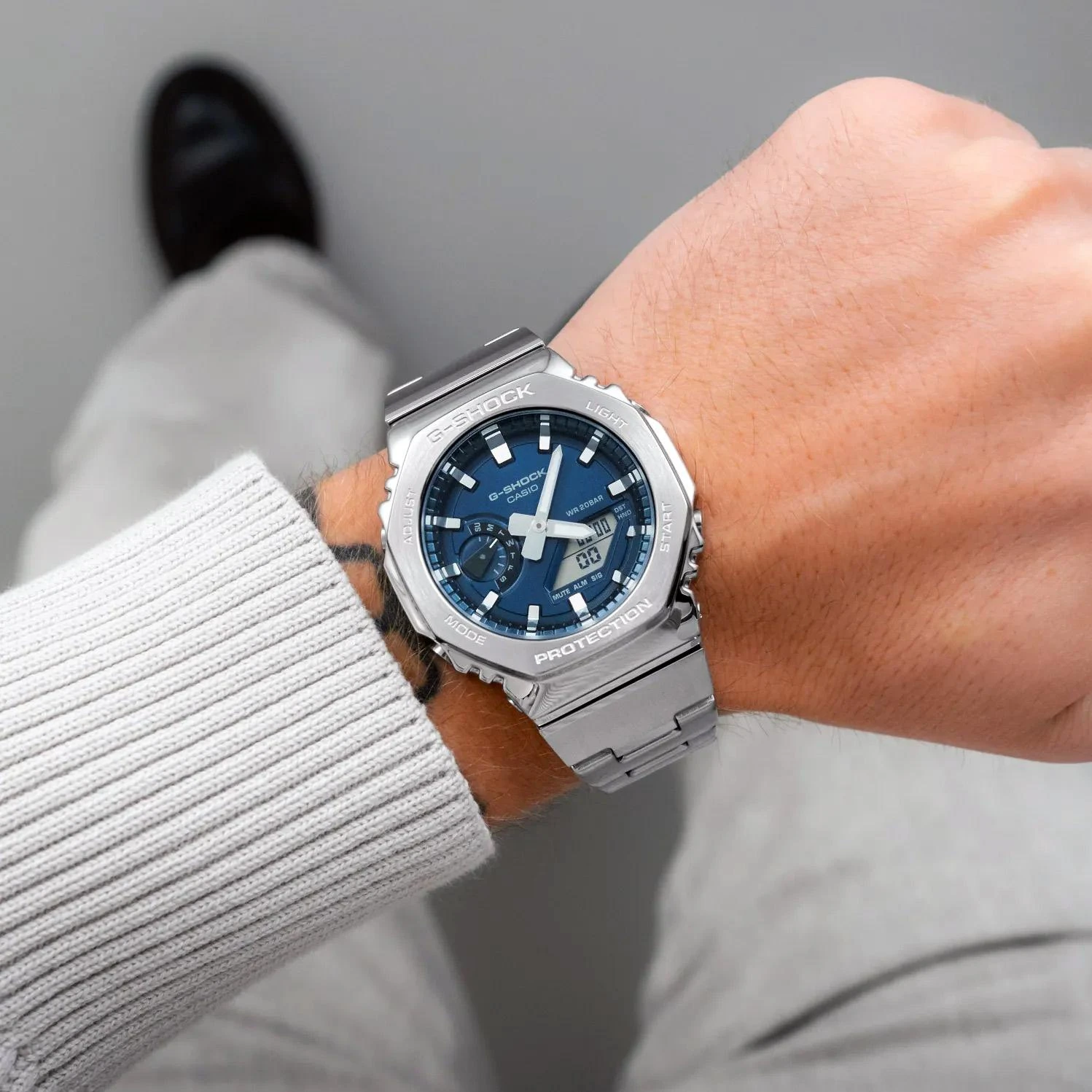 Часы наручные мужские Casio GM-2110D-2B — фото 6