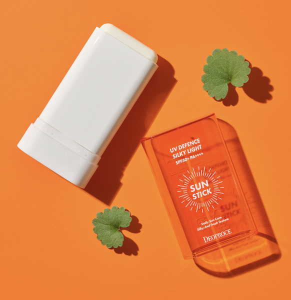 Стик солнцезащитный Deoproce UV Defence Silky Light Sun Stick Cream SPF50+ PA++++ (19г)