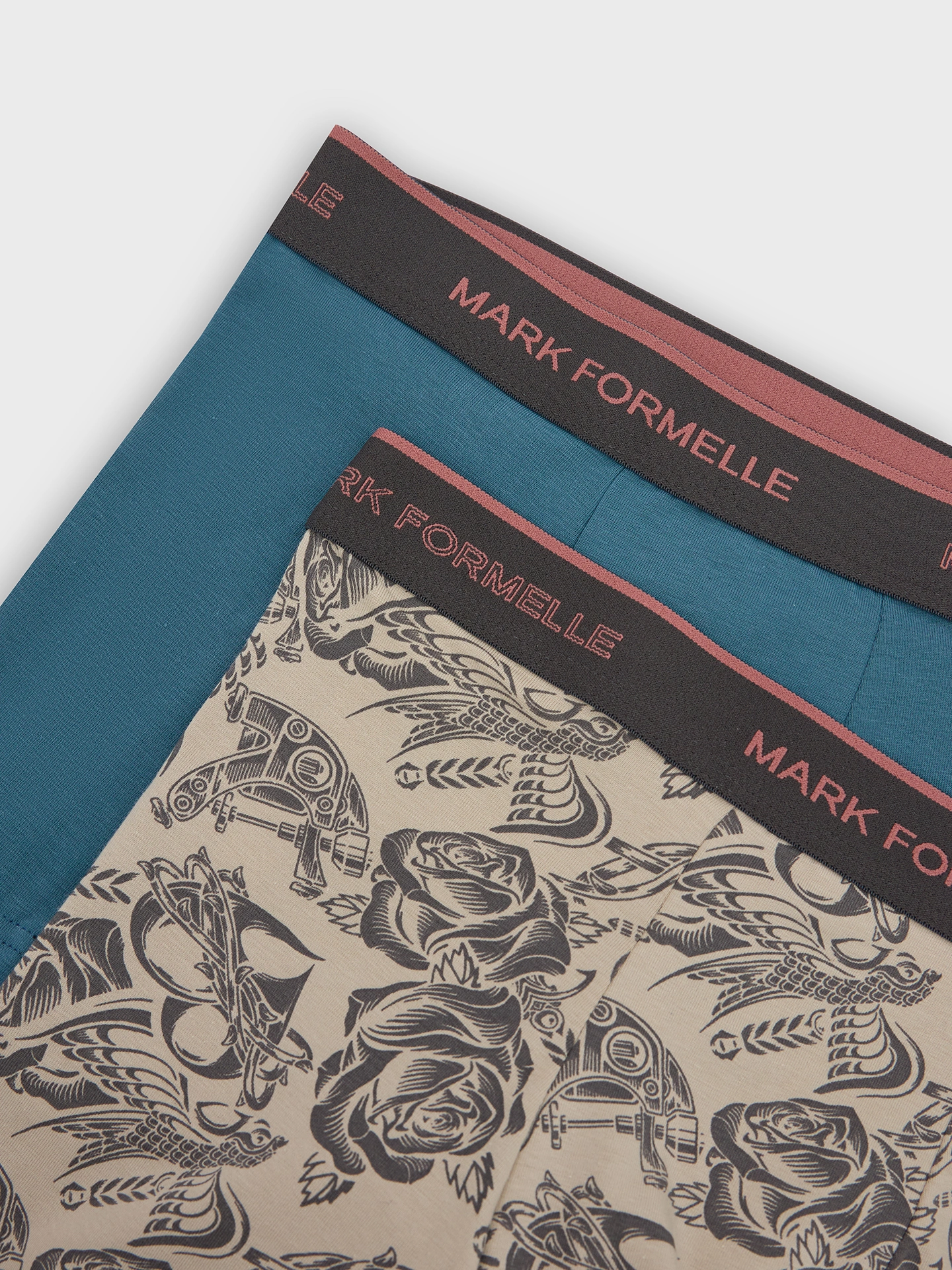 Комплект мужских трусов Mark Formelle 411228-2 (р.94-104, зелено-голубой/тату на бежевом) — фото 3