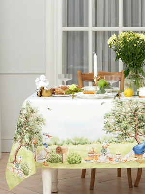 

Скатерть, Family picnic / 10845769