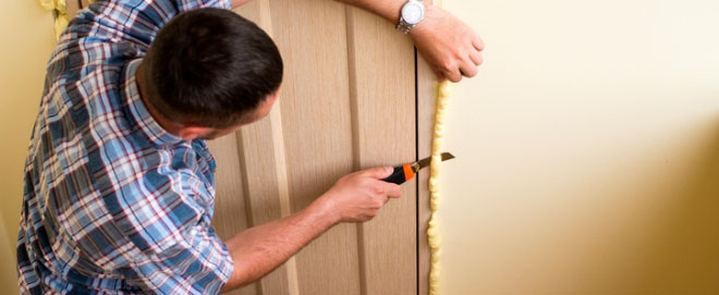 чем отмыть монтажную пену