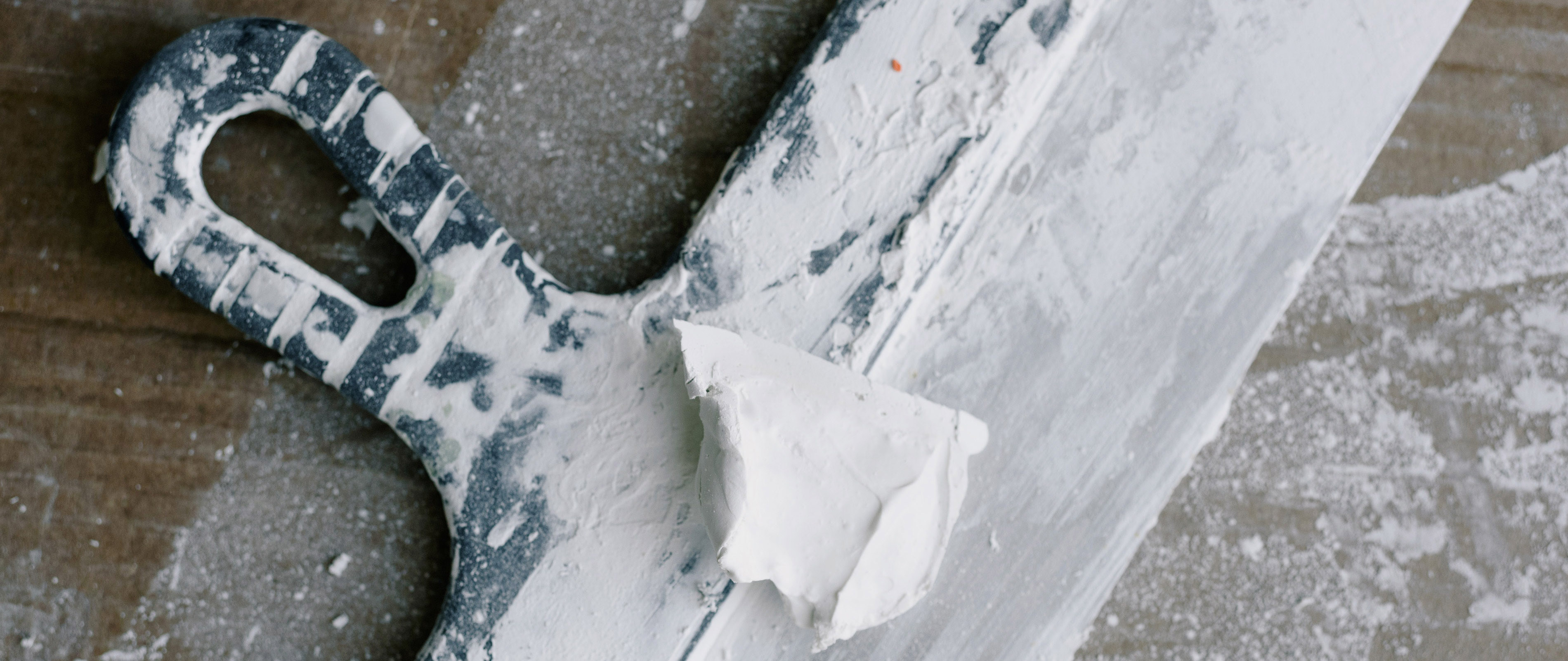 Как шпаклевать стены