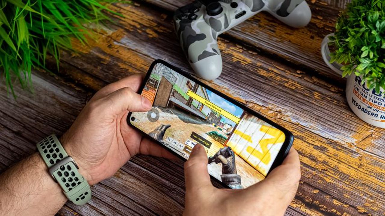 Лучшие игровые смартфоны в 2025 году