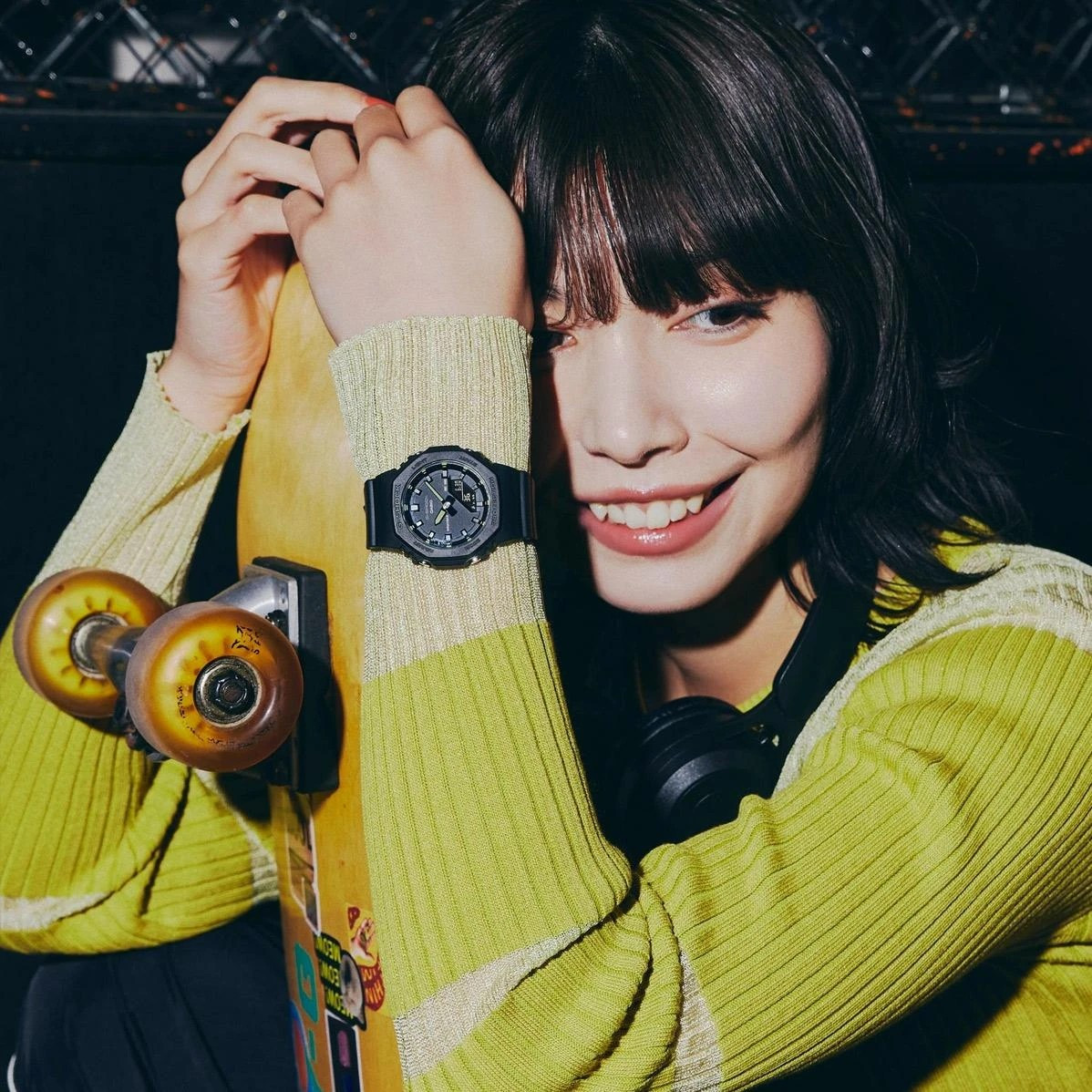 Часы наручные женские Casio GMA-P2100SA-1A2 — фото 4