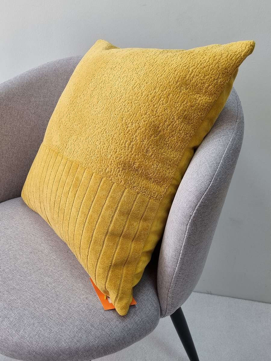 Наволочка декоративная MATEX Tufted Velvet ALEX-46 (желтый) — фото 3
