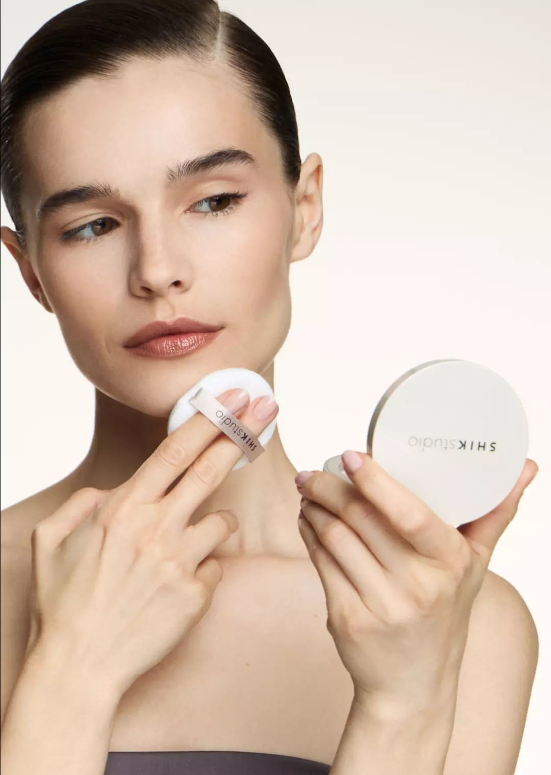 Пудра компактная Shik Pro Makeup Powder 01 — фото 5
