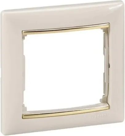 Рамка для выключателей и розеток Legrand Valena DIY / 695646 (слоновая кость/золото)