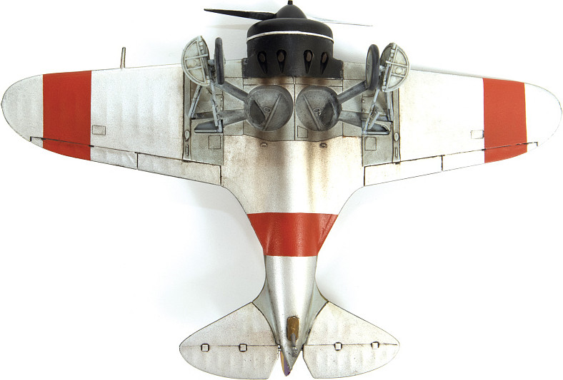 Сборная модель Звезда Советский истребитель И-16 Тип 5 / 7330 — фото 3