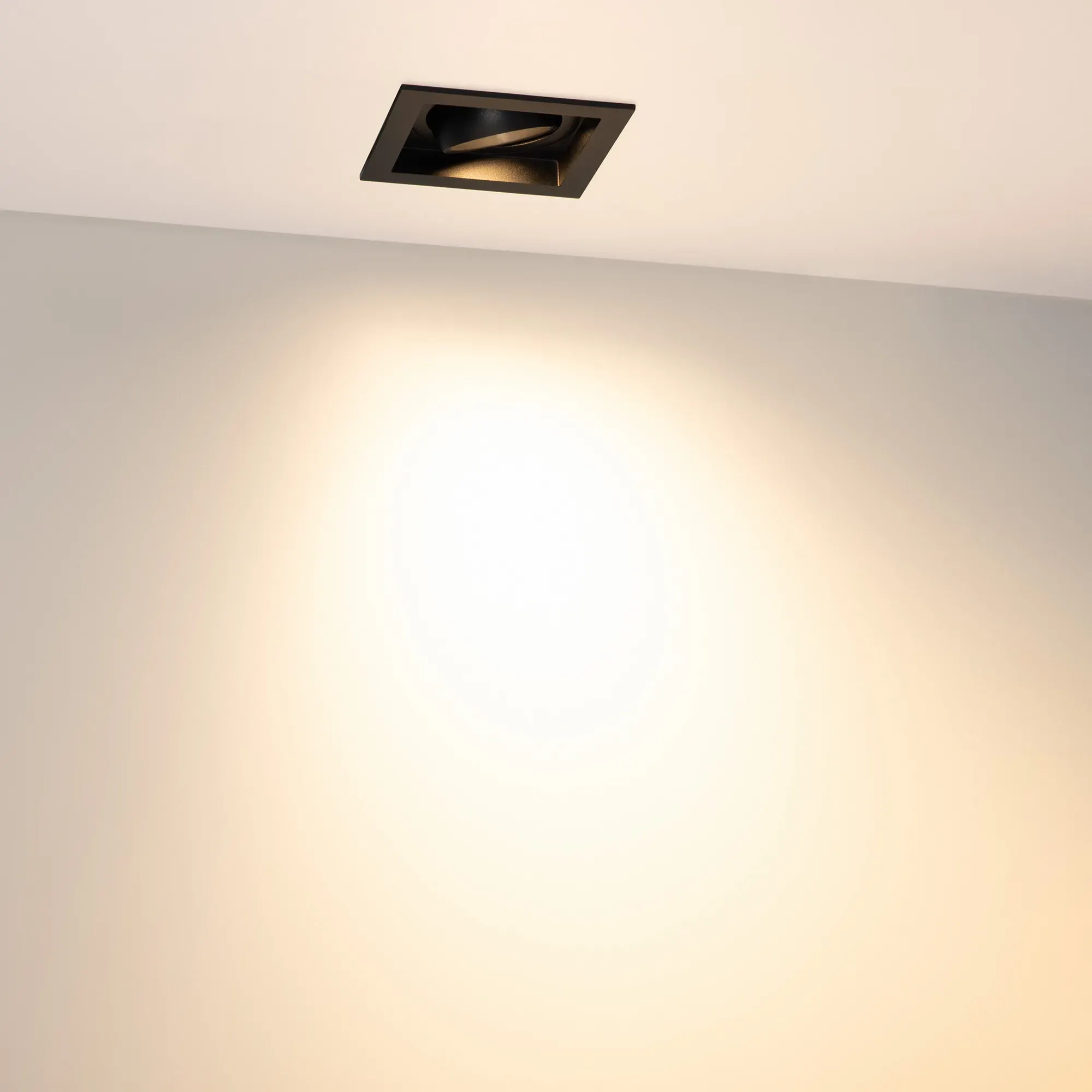 Точечный светильник Arlight MS-VORTEX-BUILT-S90x90-12W Warm3000 BK-BK 40 deg / 057954 — фото 4