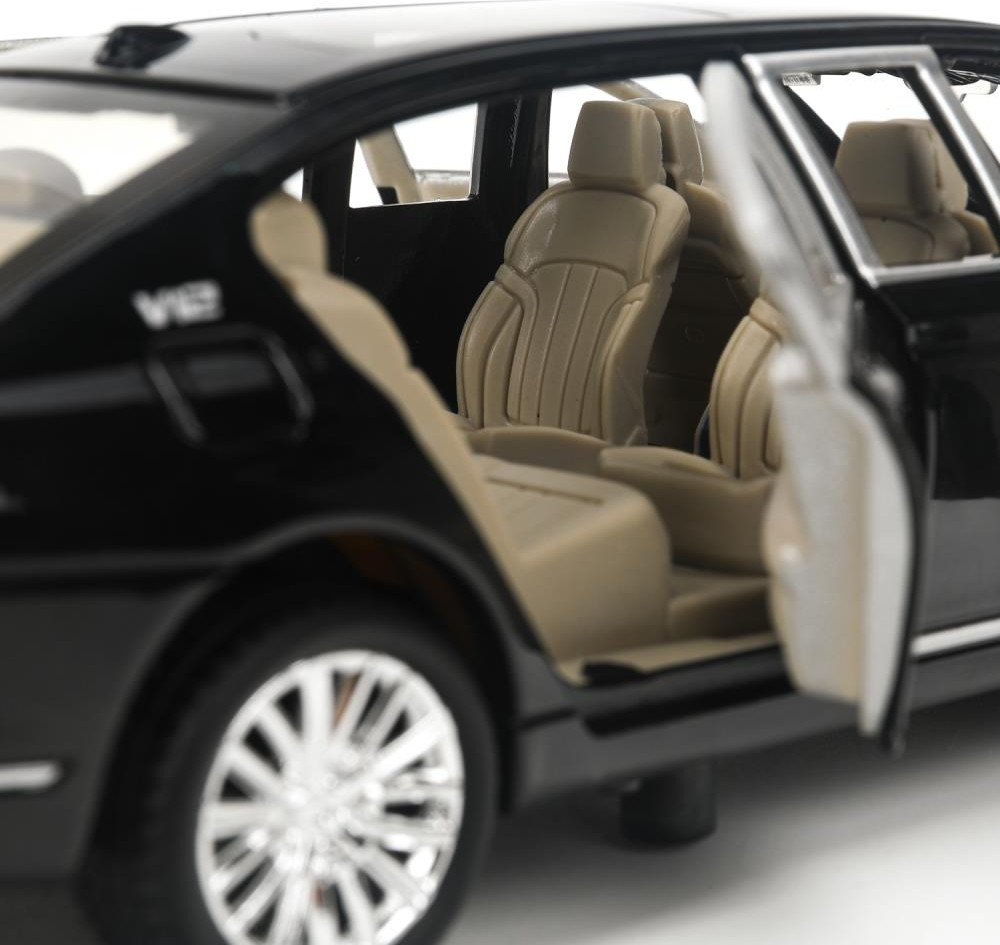 Автомобиль игрушечный Shantou BMW 760 / 2007C195-R — фото 3