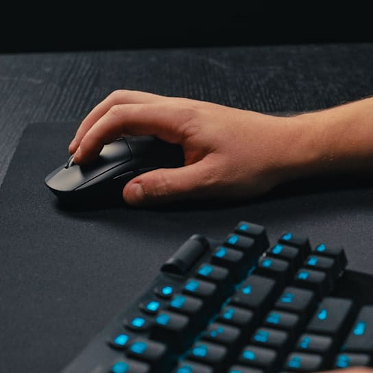Мышь Logitech Pro X Superlight 2 / 910-006634 (черный) — фото 6