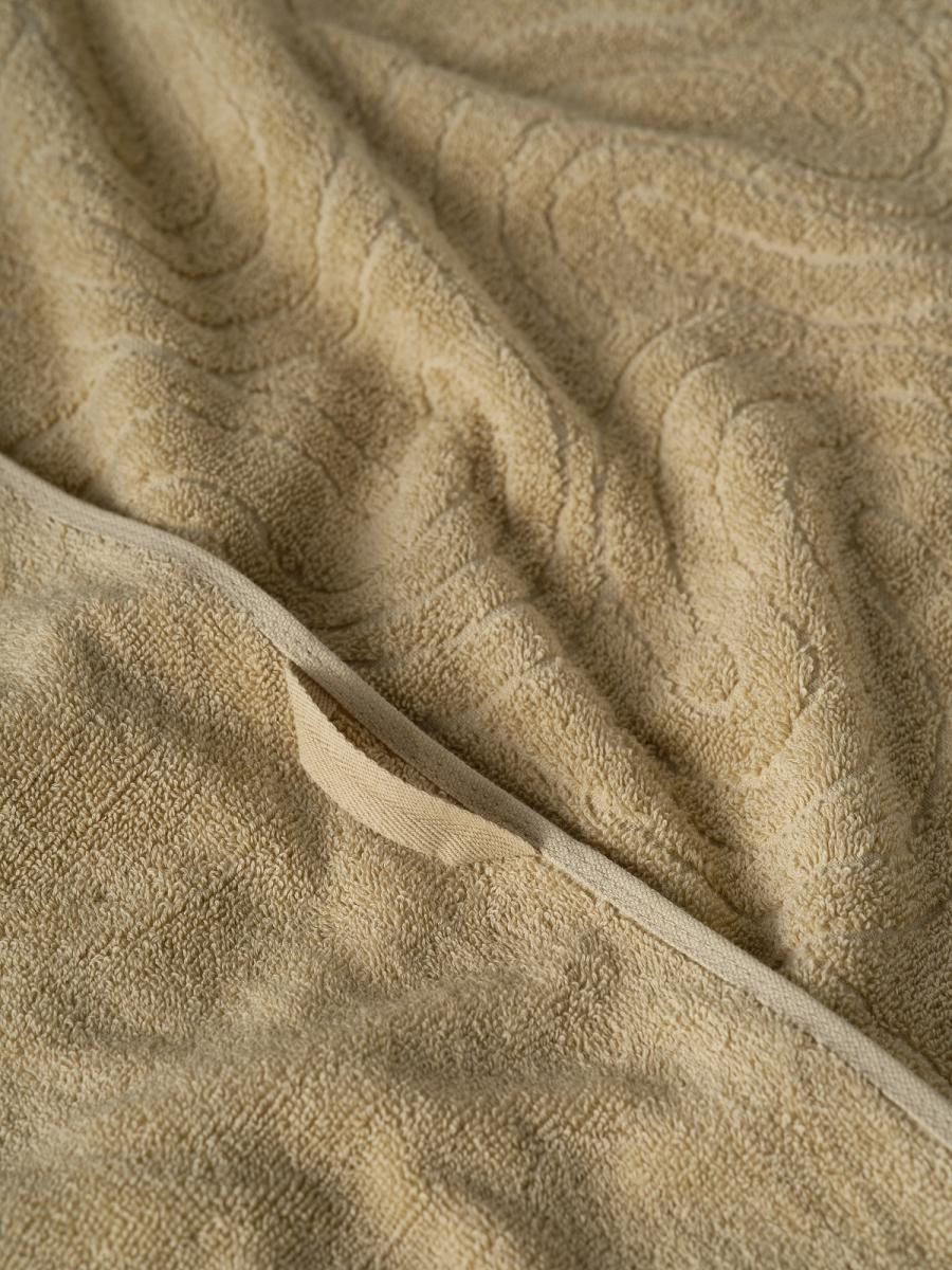 Полотенце Ночь нежна Golden Lines 70x140 (бежевый) — фото 3