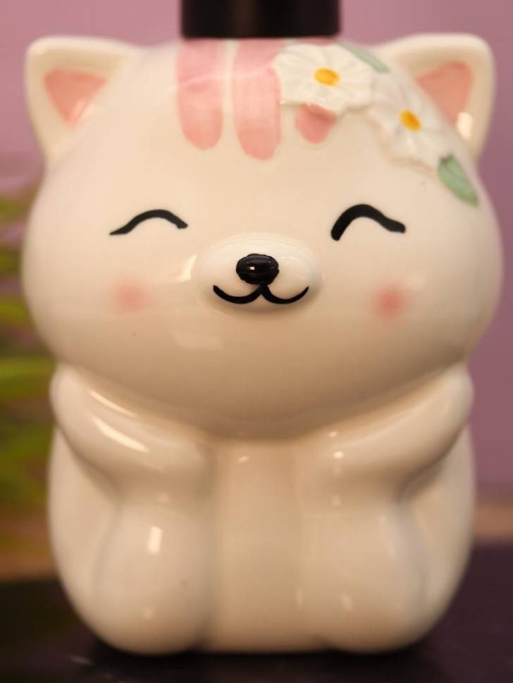 Дозатор для жидкого мыла ILikeGift Kitty with flowers FC25AL031739 — фото 4
