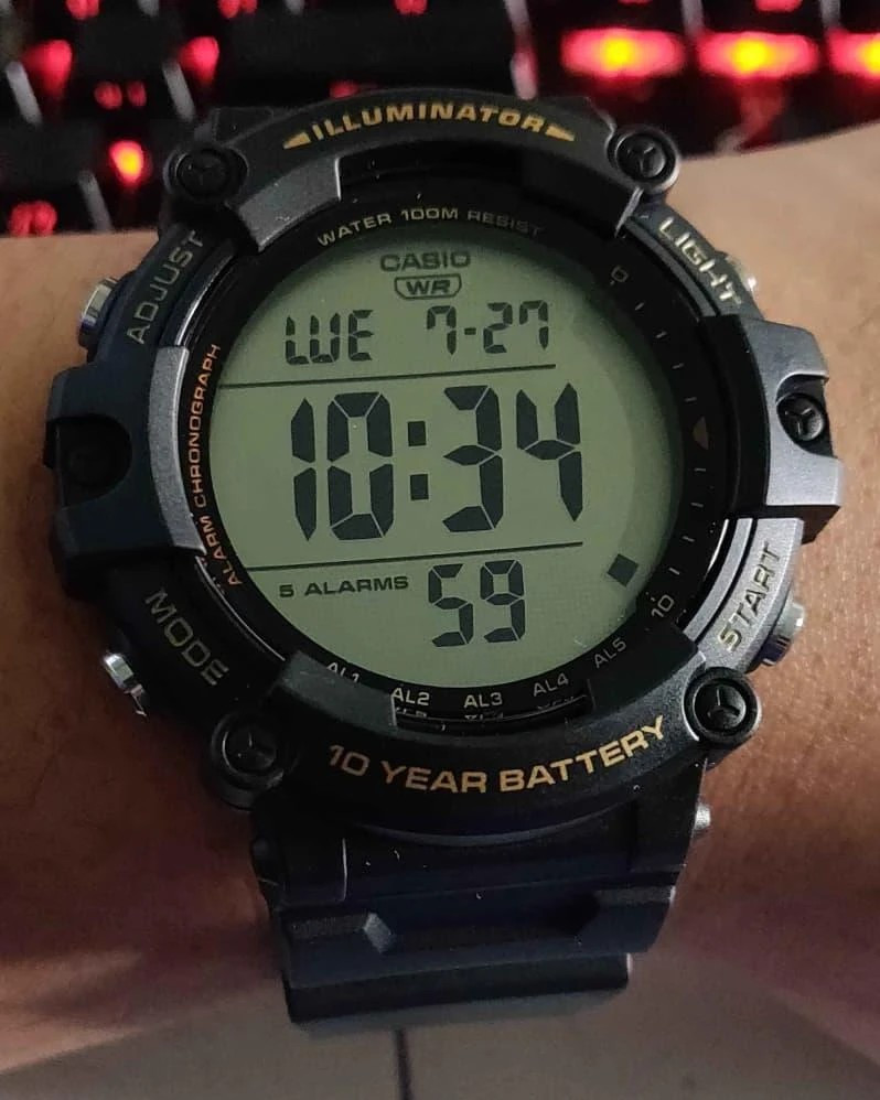 Часы наручные мужские Casio AE-1500WHC-1A — фото 2