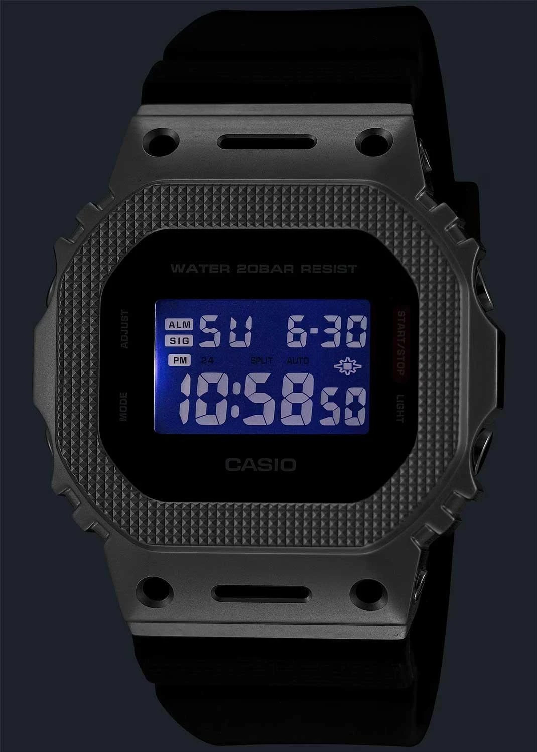 Часы наручные мужские Casio GM-5600M-1 — фото 3