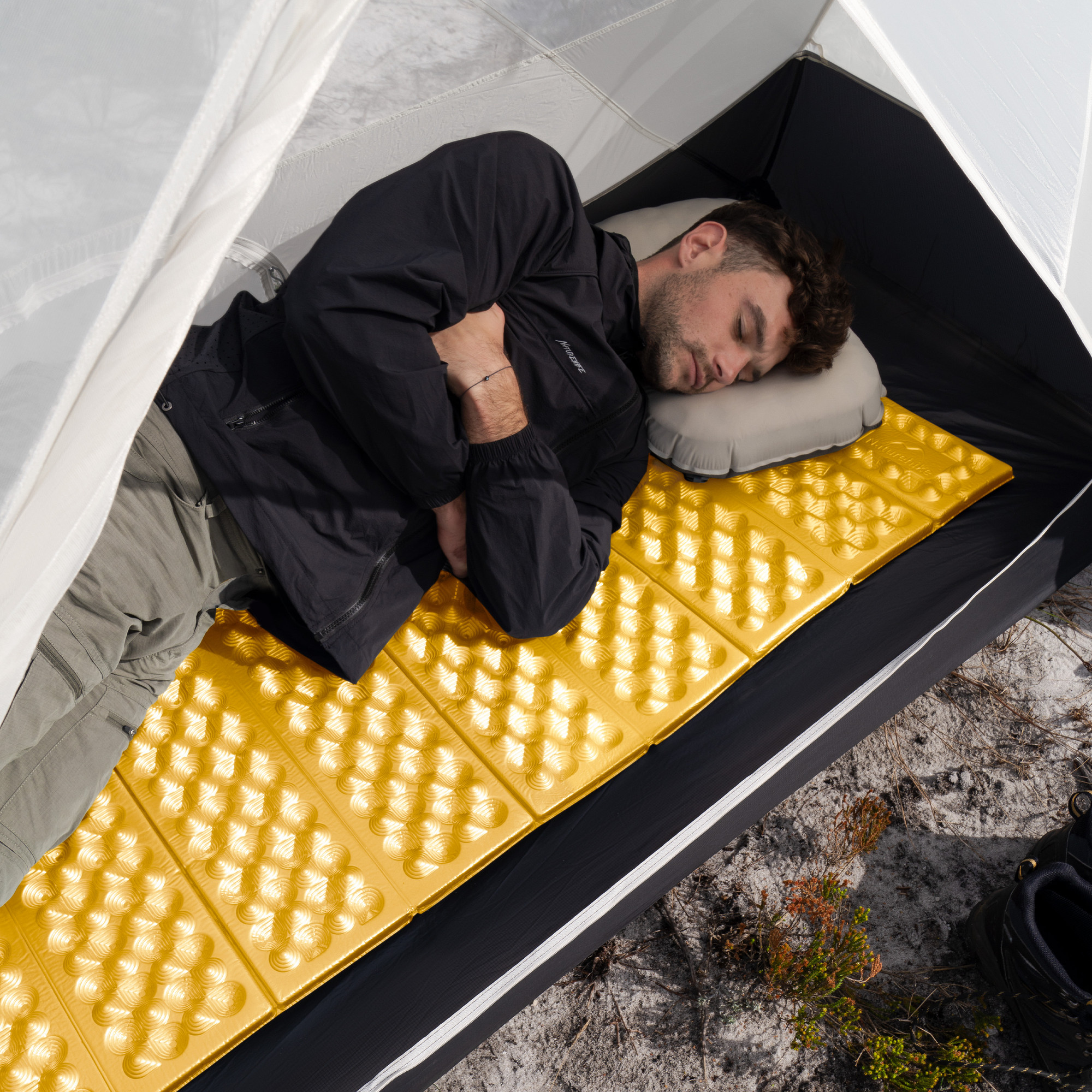 Туристический коврик Naturehike 185х65х2.5см / CNK2550WS030-RWHG (желтый) — фото 6