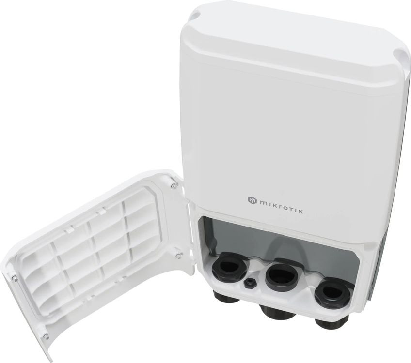 Коммутатор Mikrotik CRS305-1G-4S+OUT — фото 2