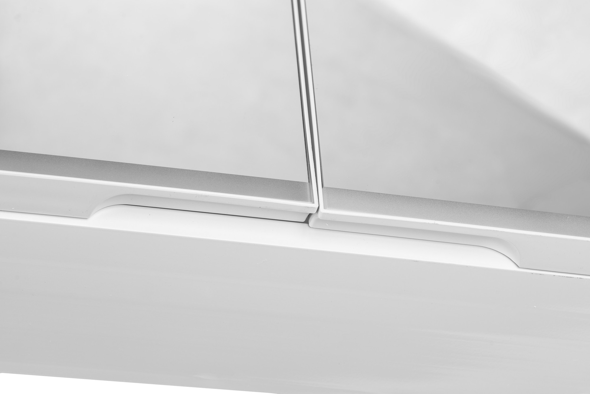 Шкаф с зеркалом для ванной Saniteco Led WSED250916004-1 (белый) — фото 4