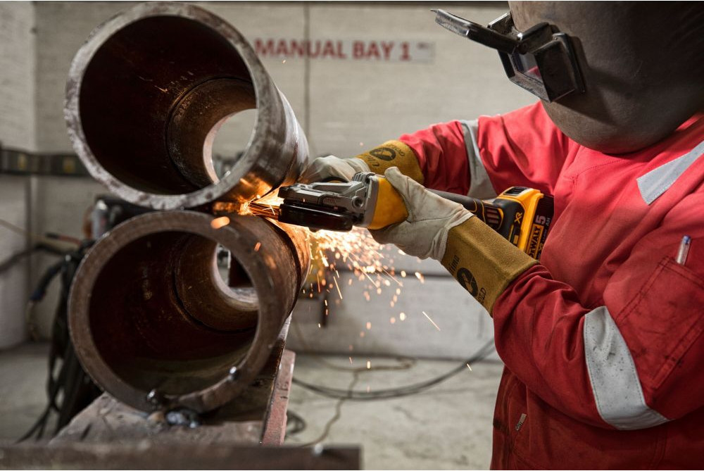 Профессиональная угловая шлифмашина DeWalt DCG413FB — фото 3