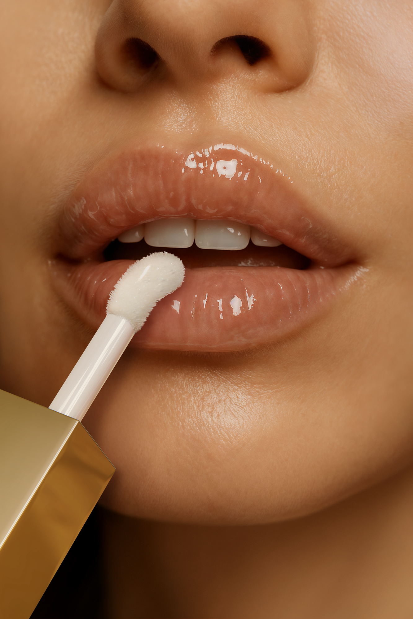 Масло для губ Ahava Glossing Lip Oil (6мл) — фото 2