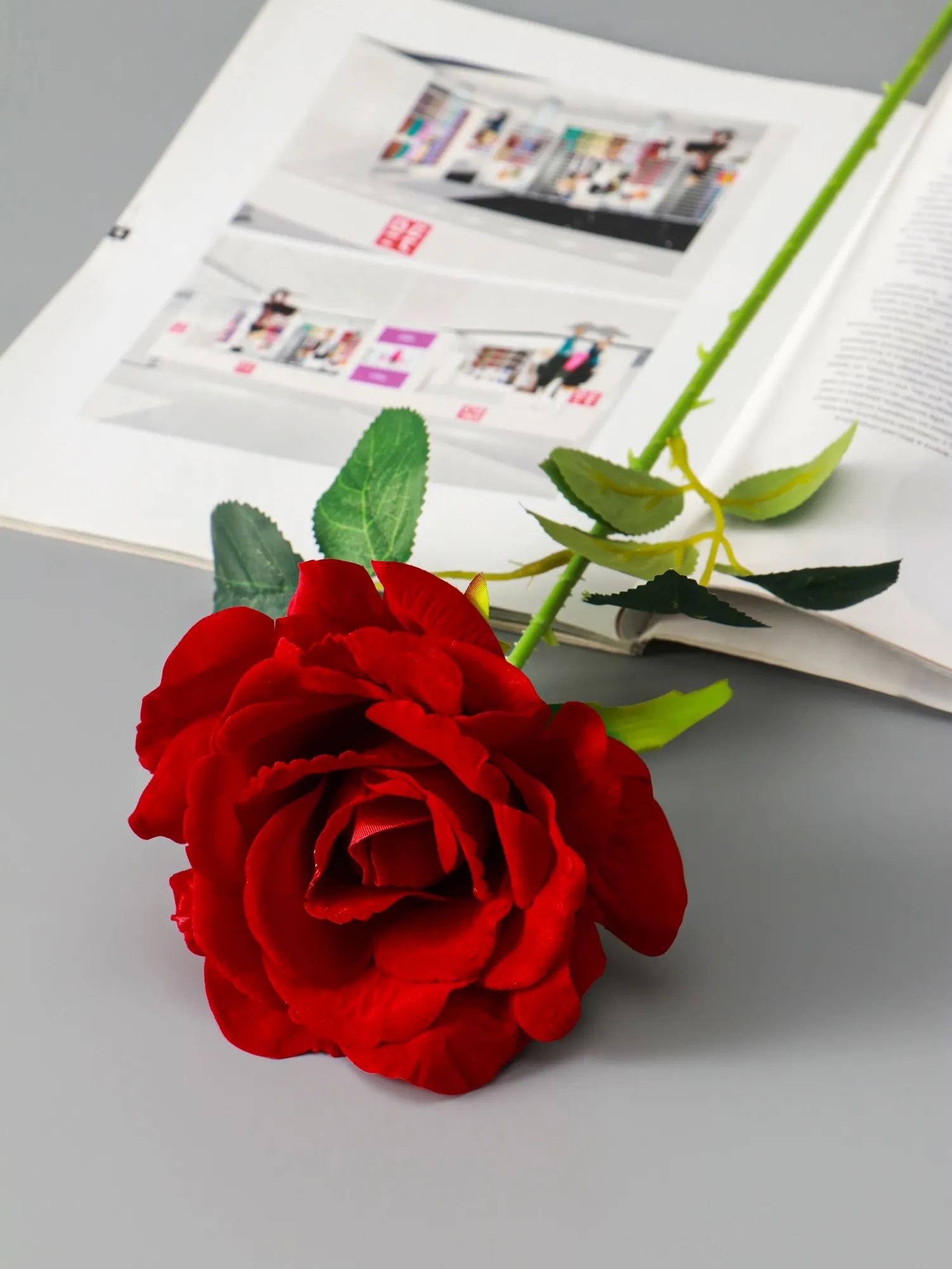 Искусственный цветок Poetry in flowers Роза Аманда / 10935342 (красный) — фото 5