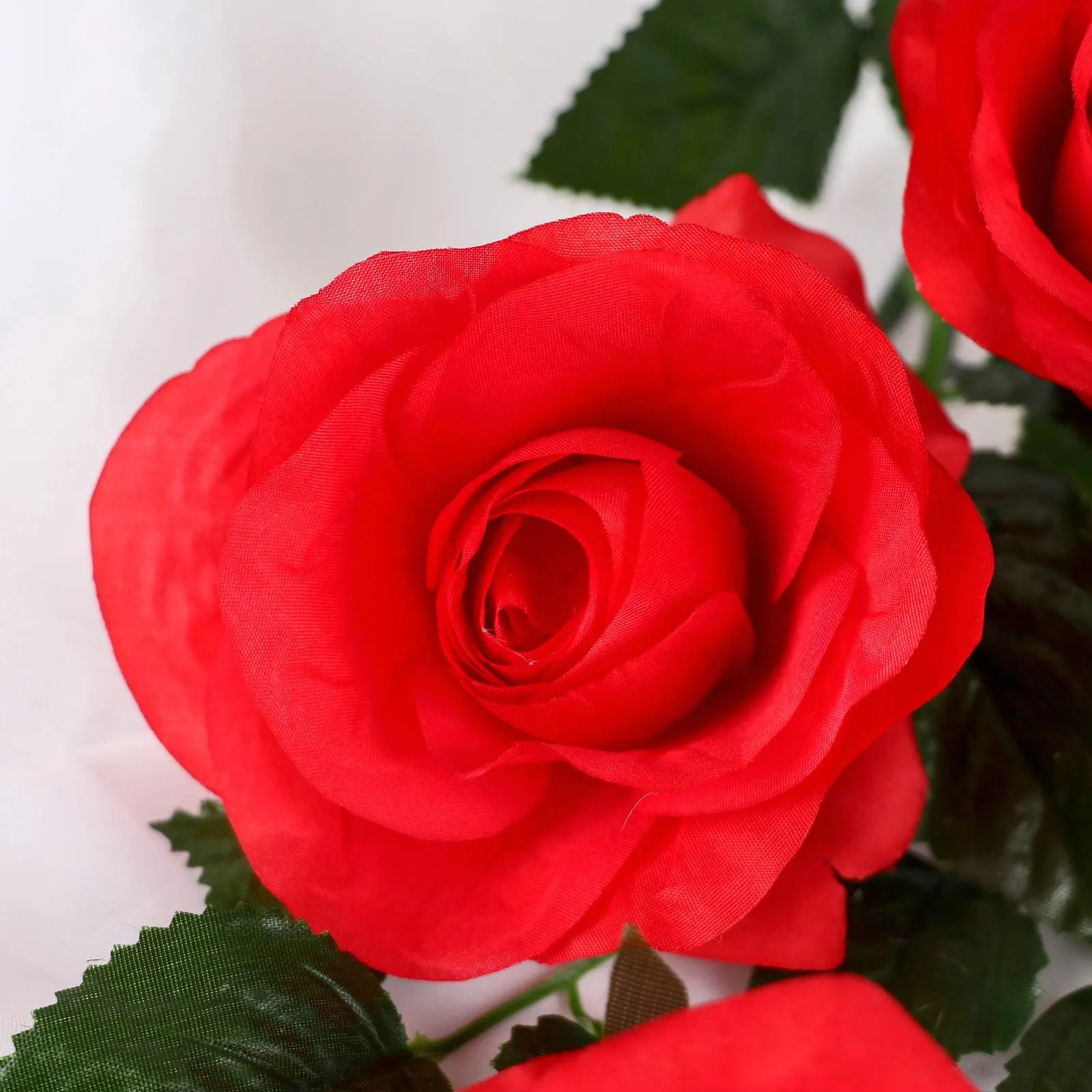 Искусственный цветок Poetry in flowers Роза Жанна / 2578225 (красный) — фото 5