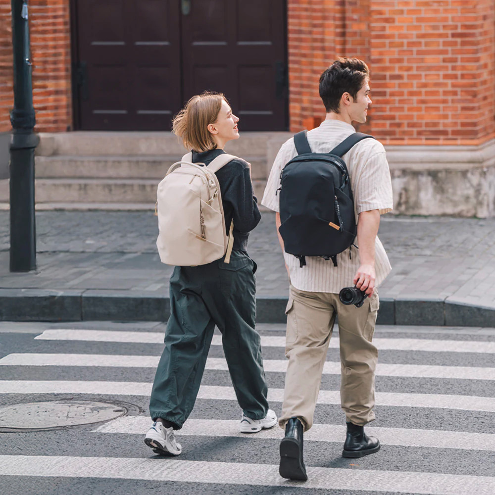 Сумка для камеры Pgytech OneGo Lite Backpack 16L P-CB-352 (черный матовый) — фото 4