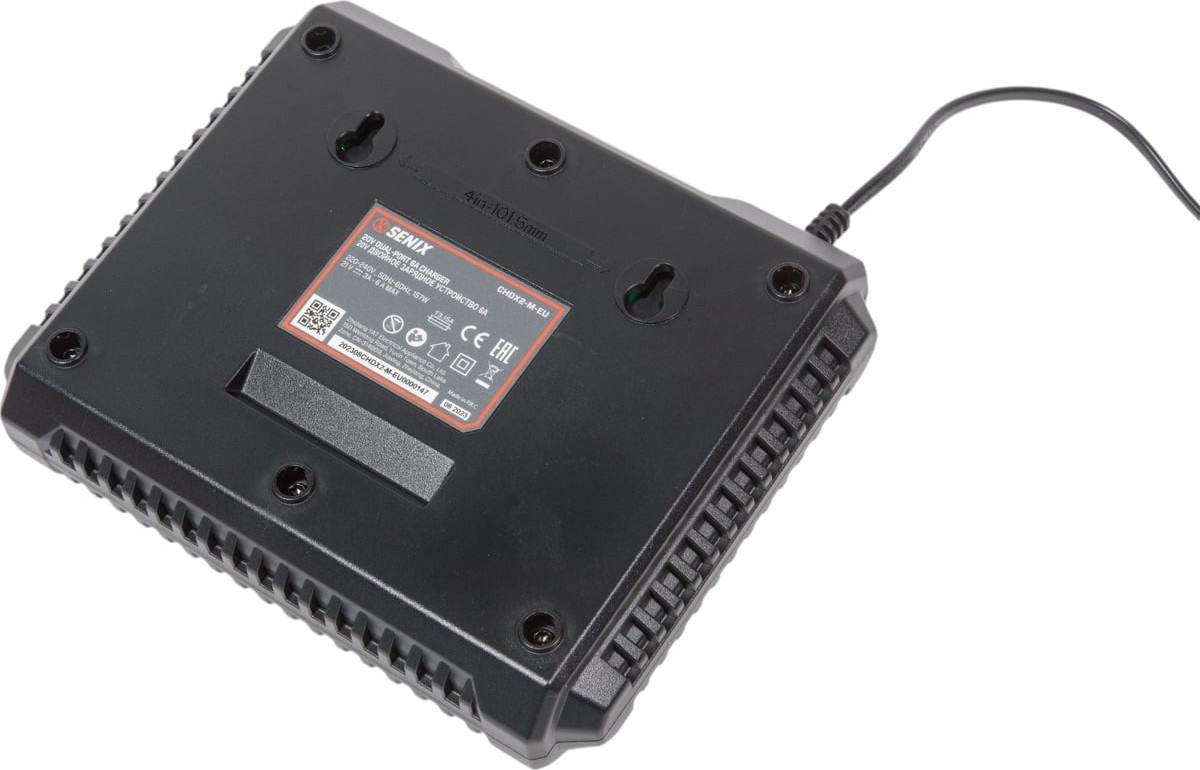 Зарядное устройство для электроинструмента Senix X2 20В 3A / CHDX2-M-EU — фото 3