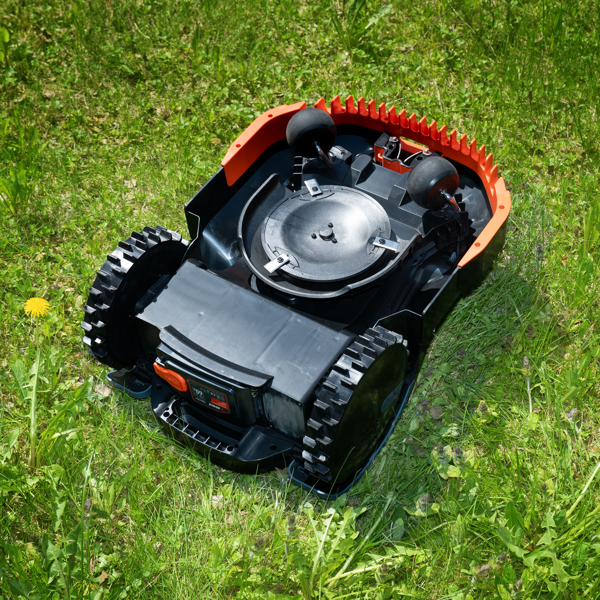 Газонокосилка-робот Senix X2 20В GPS / LR225-H-EU — фото 3