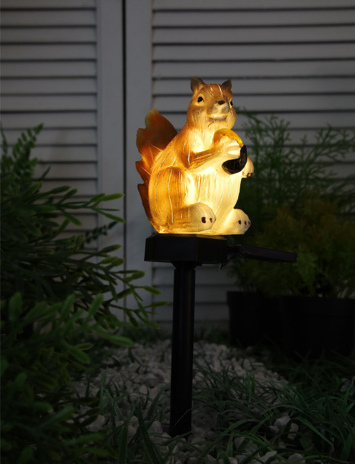 Садовая фигура-светильник Luazon Lighting Белочка с орешком / 7322828 — фото 3