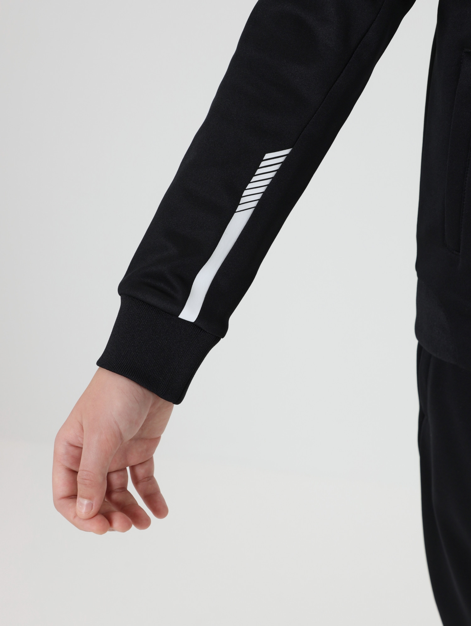 Олимпийка спортивная детская Kelme Children's Knitted Jacket fleece / 7461WT3143-000 (р.120, черный) — фото 6