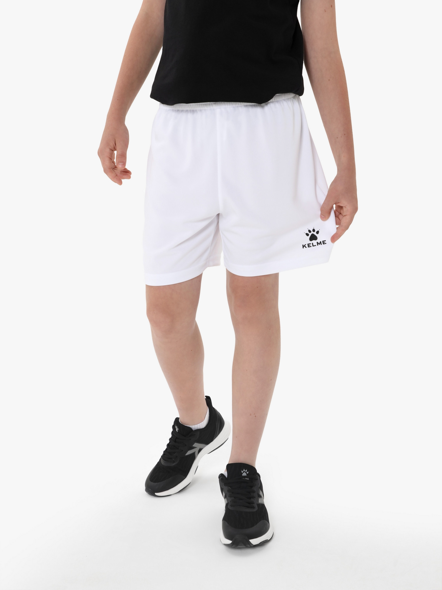 Шорты спортивные детские Kelme Football Shorts / 7351ZB3255-100 (р.150, белый) — фото 5