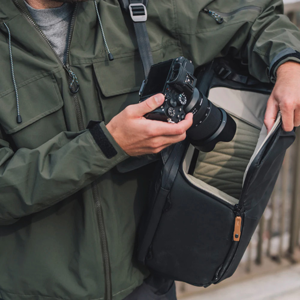 Рюкзак для камеры Pgytech OneGo 2 Backpack 25L / P-CB-203 (черный матовый) — фото 5
