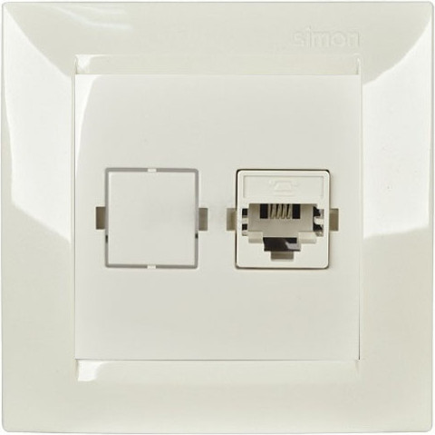 Розетка Simon 1590480-031 (слоновая кость)
