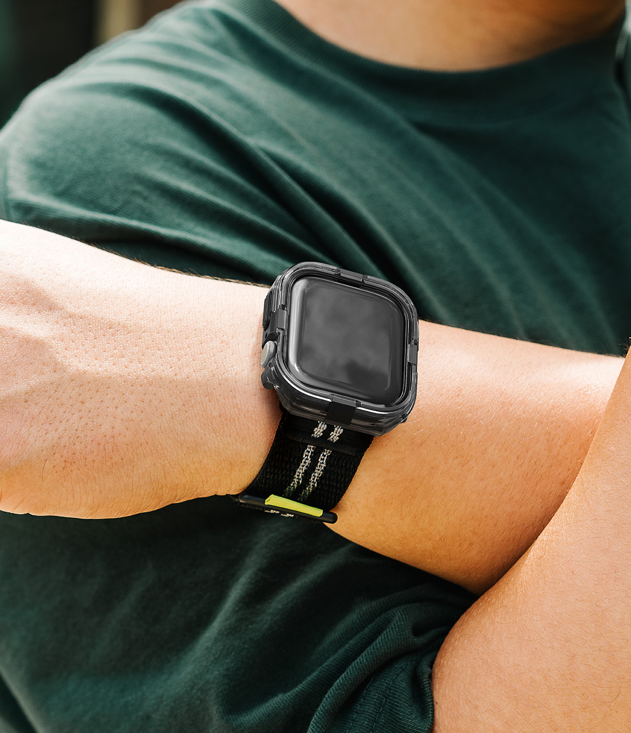 Защитный чехол для умных часов Ringke Fusion Bumper для Apple Watch 11/10 42mm (Black) — фото 3
