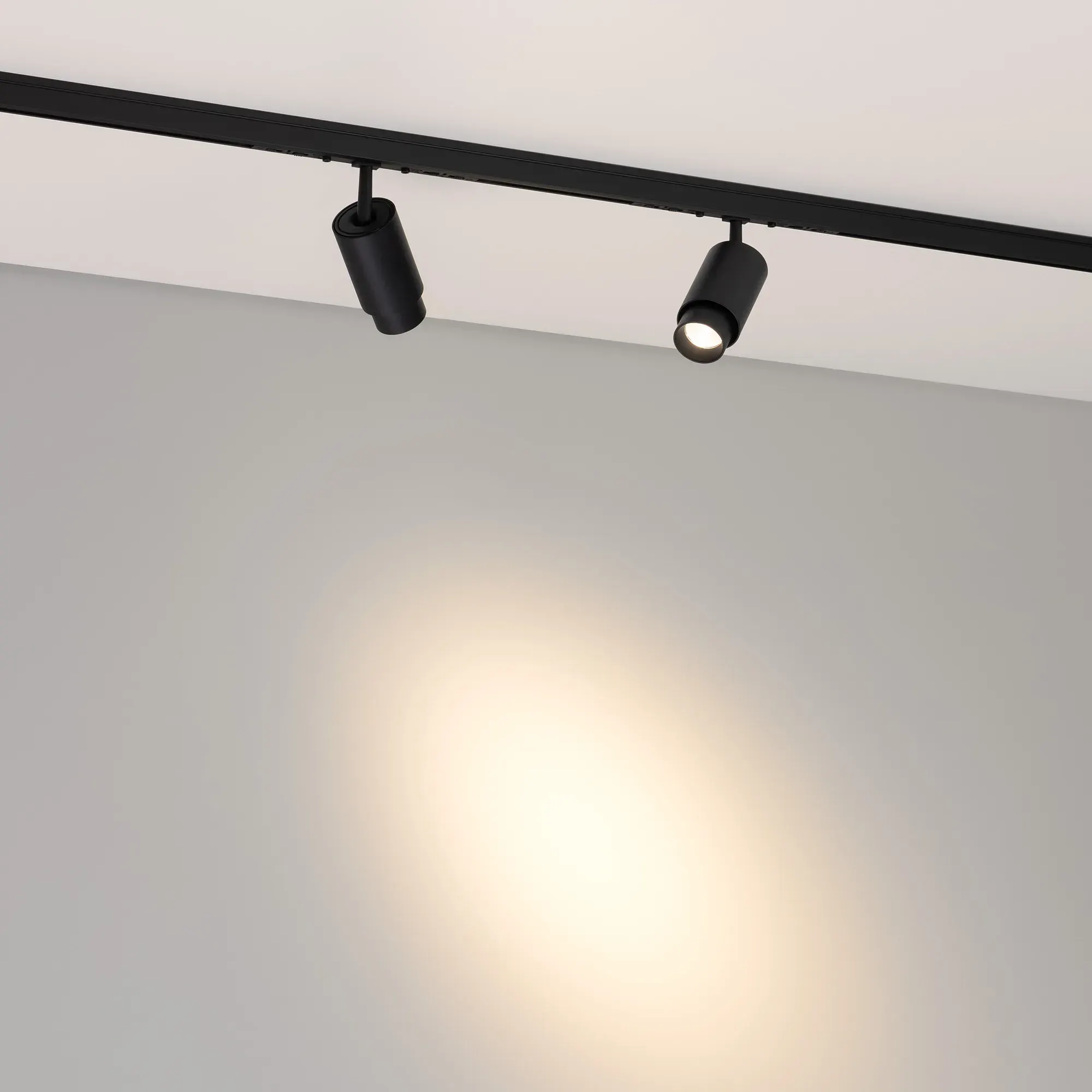 Трековый светильник Arlight MAG-MICROCOSM-SPOT-ZOOM-R30-2W Warm3000 WH 15-45 deg / 051804 — фото 3