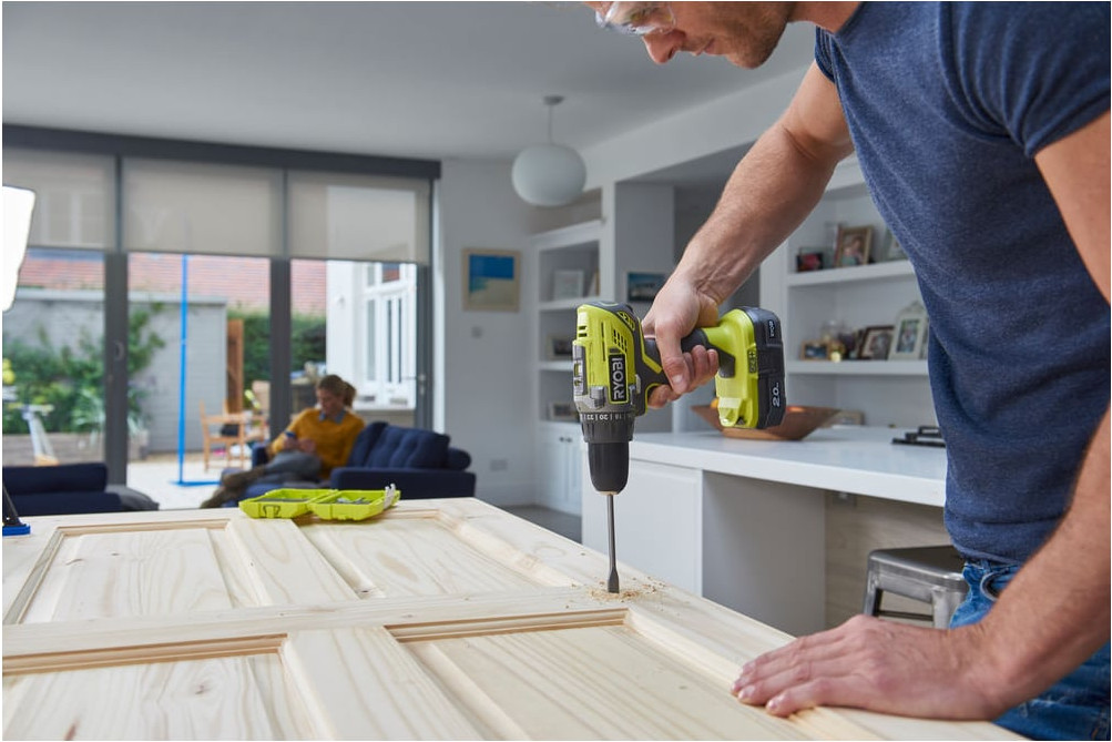 Аккумуляторная дрель-шуруповерт Ryobi R18DD3-220S One + (5133003348) — фото 3