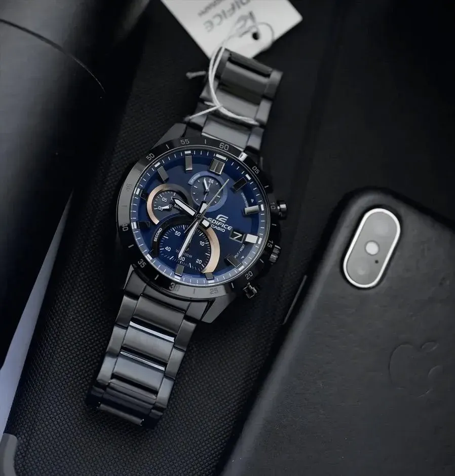 Часы наручные мужские Casio EFR-571DC-2A — фото 2