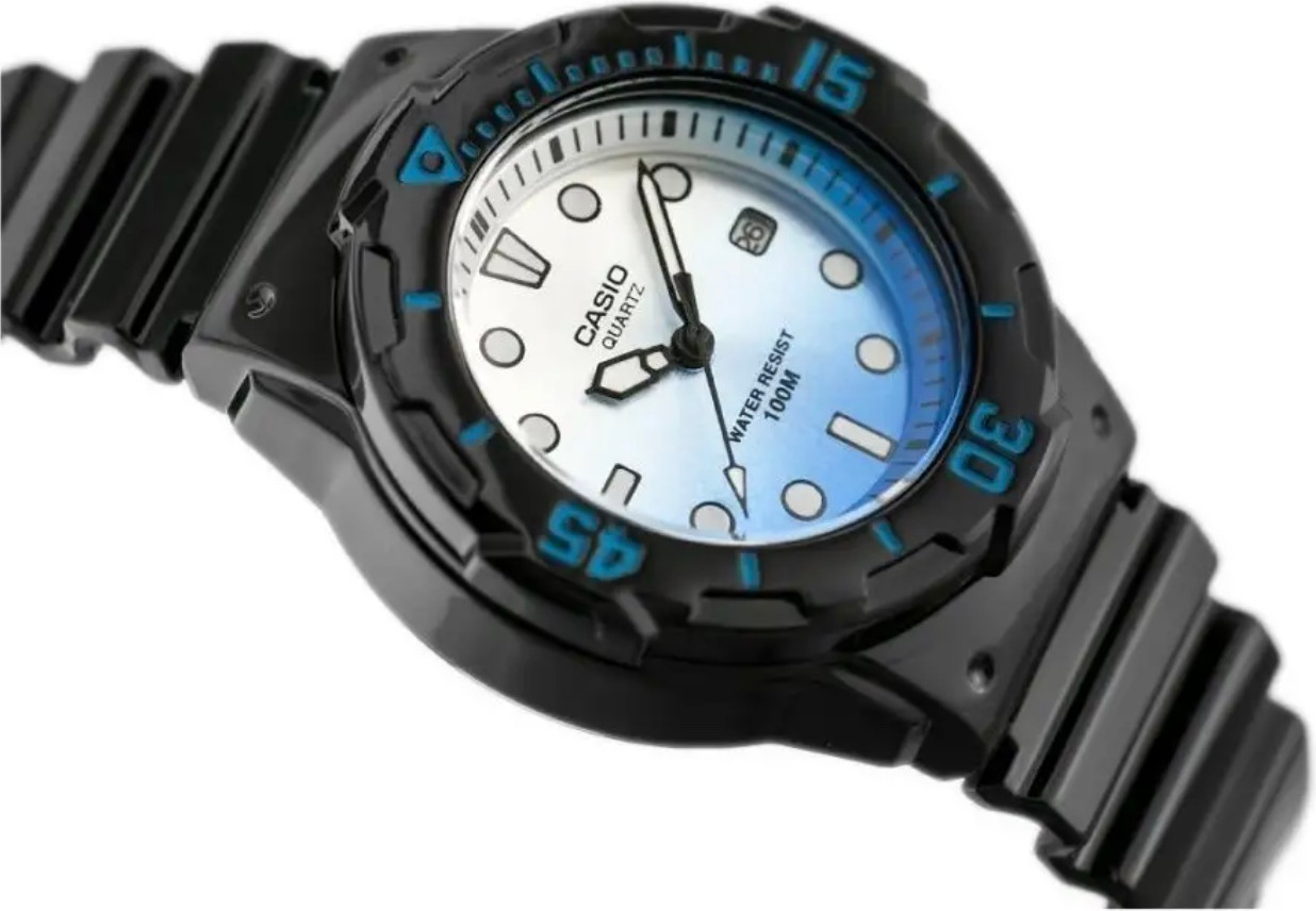 Часы наручные женские Casio LRW-200H-2E — фото 2