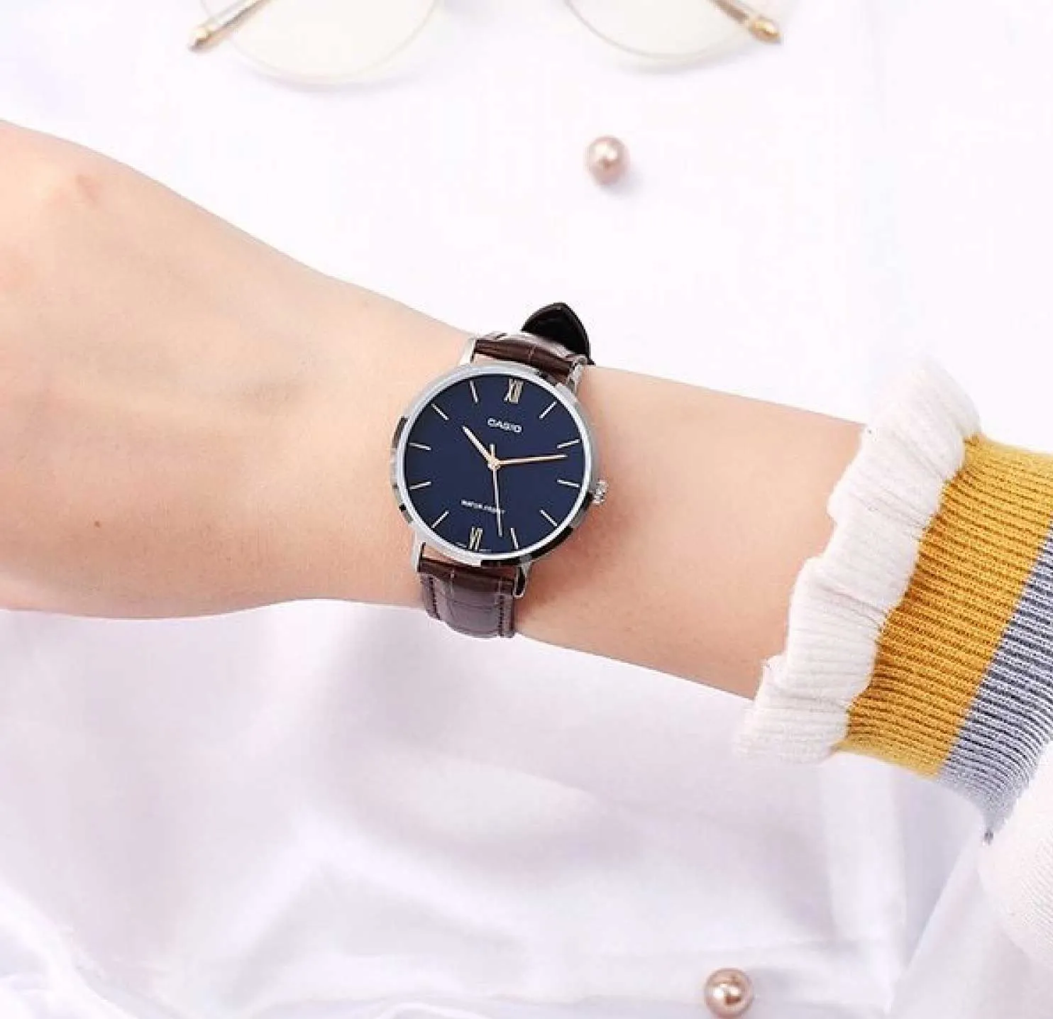 Часы наручные женские Casio LTP-VT01L-2B — фото 5