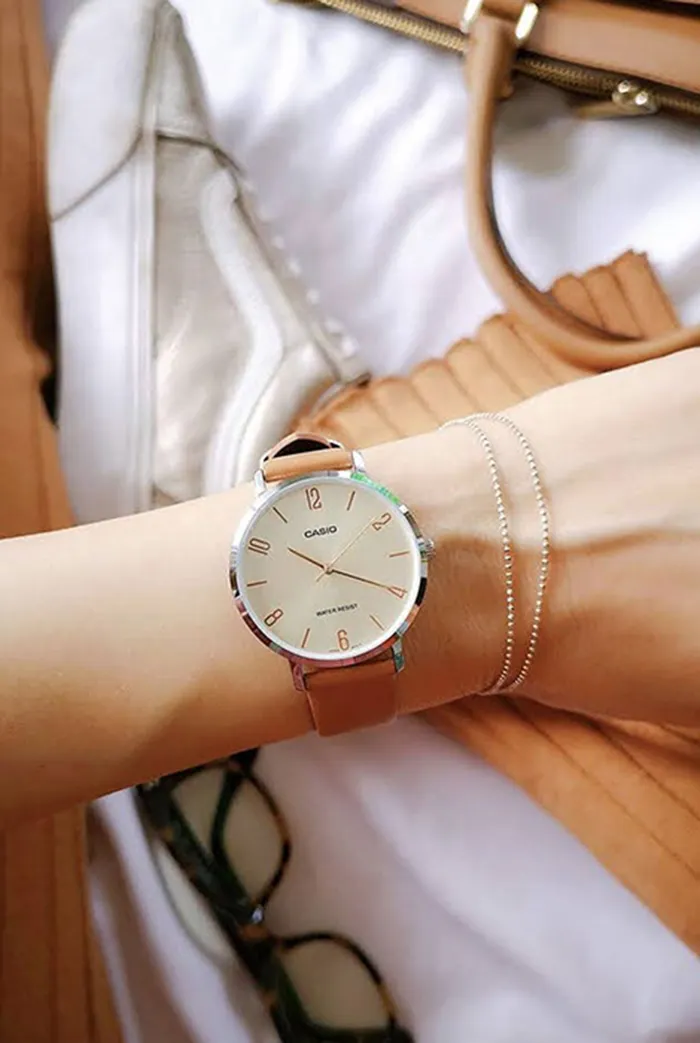 Часы наручные женские Casio LTP-VT01L-5B — фото 5