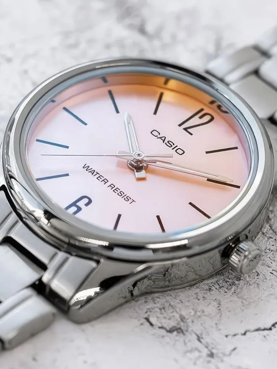 Часы наручные женские Casio LTP-V005D-4B — фото 4