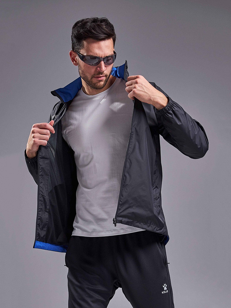 Ветровка Kelme Raincoat / 3801241-000 (S, черный) — фото 2