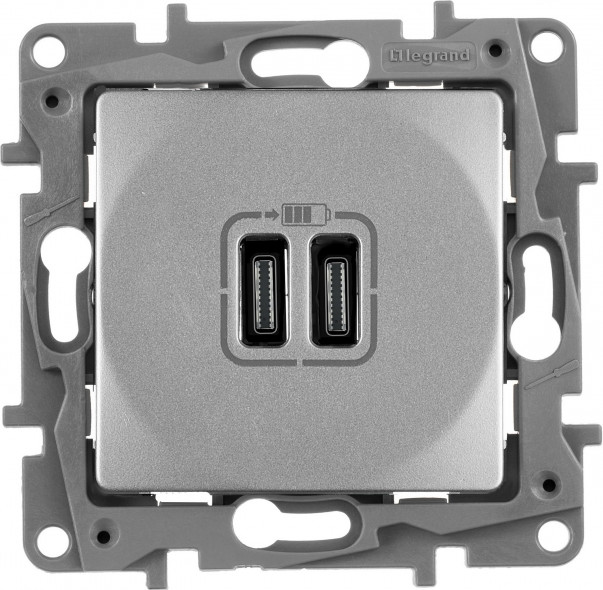 Розетка Legrand Etika 672435 (алюминий)