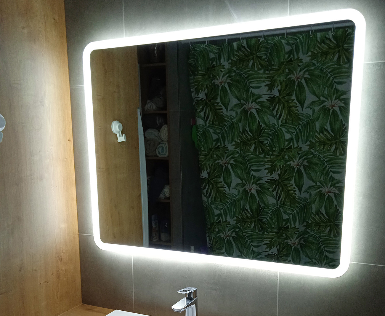 Зеркало Пекам Marta 80x110 / marta-80x110spcl (с подсветкой, с сенсором на прикосновение, подогрев, часы) — фото 4